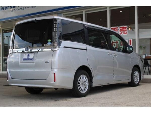 Ref:AUX-19326399 TOYOTA VOXY 2014 - Image 2
