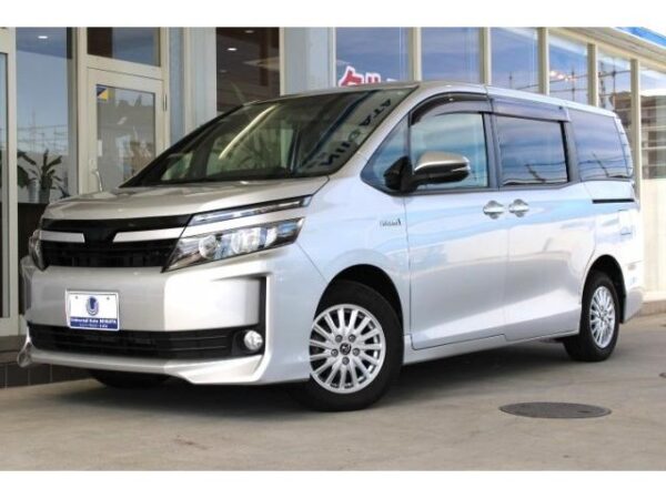 Ref:AUX-19326399 TOYOTA VOXY 2014