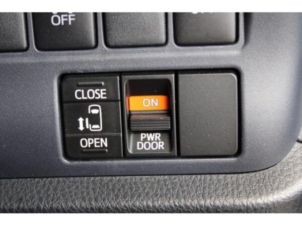 Ref:AUX-19326399 TOYOTA VOXY 2014 - Image 8