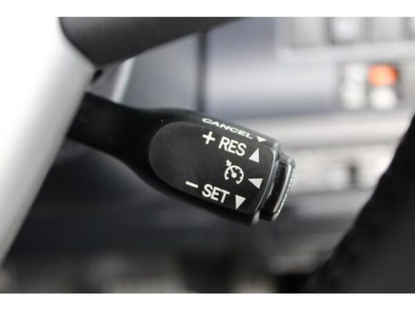 Ref:AUX-19326399 TOYOTA VOXY 2014 - Image 9