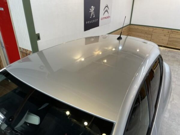 Ref:AUX-19326554 RENAULT LUTECIA 2013 - Image 17