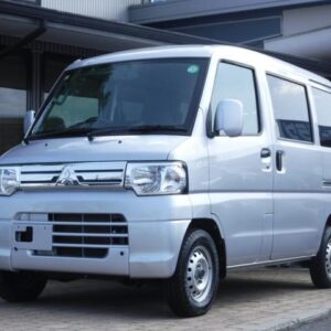 2013 Mitsubishi Minicab Van silver gasoline used car Japan export