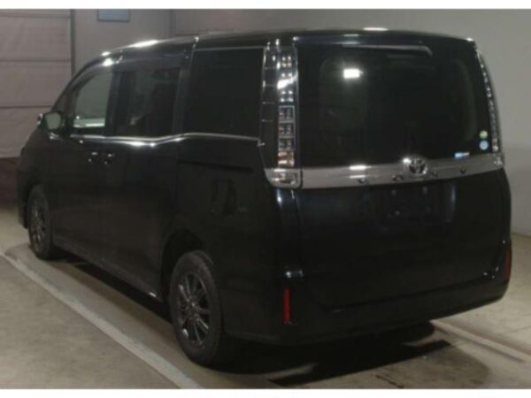 Ref:AUX-19333285 TOYOTA VOXY 2014 - Image 2