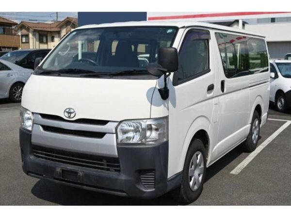Ref:AUX-19338212 TOYOTA HIACE VAN 2015 - Image 2