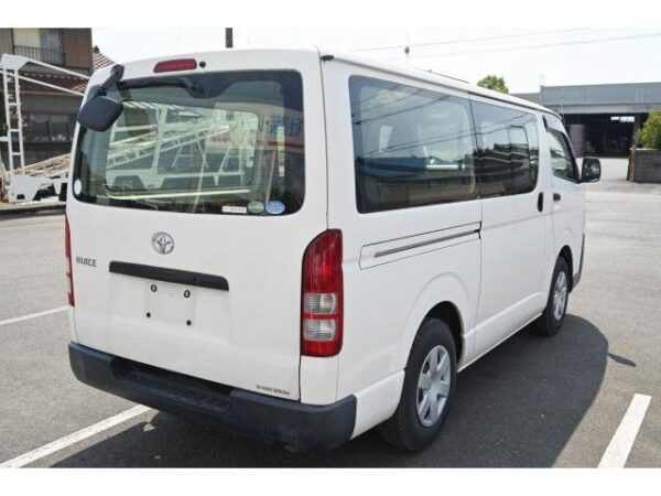 Ref:AUX-19338212 TOYOTA HIACE VAN 2015 - Image 3