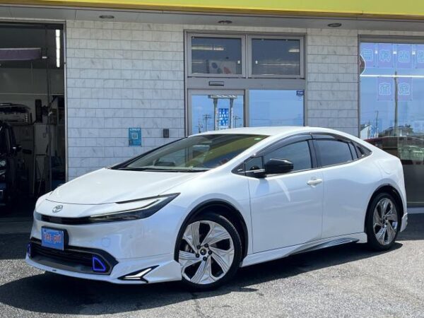 Ref:AUX-19341661 TOYOTA PRIUS 2023