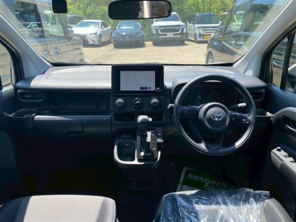 Ref:AUX-19341994 TOYOTA SIENTA 2023 - Image 2