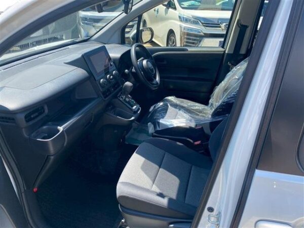 Ref:AUX-19341994 TOYOTA SIENTA 2023 - Image 12