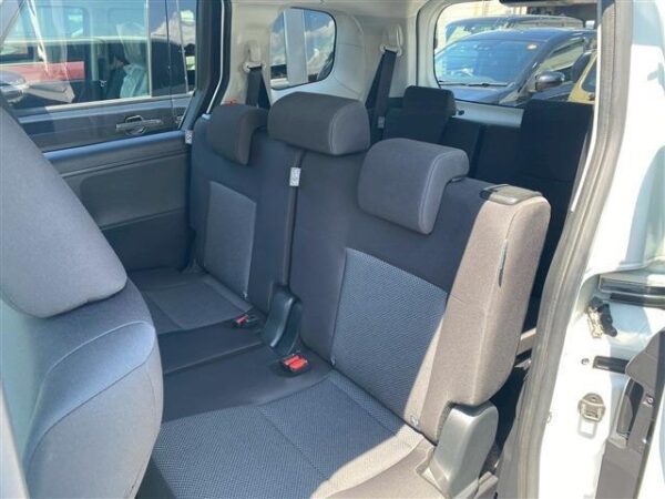 Ref:AUX-19341994 TOYOTA SIENTA 2023 - Image 13