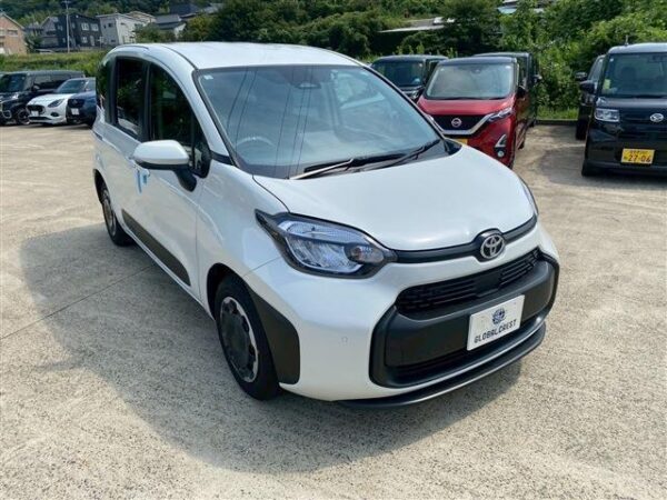 Ref:AUX-19341994 TOYOTA SIENTA 2023 - Image 9