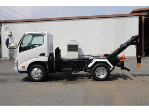 Ref:AUX-19342005 HINO DUTRO 2012 - Image 4