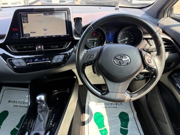 Ref:AUX-19349019 TOYOTA C-HR 2017 - Image 12