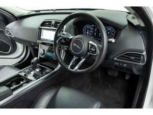Ref:AUX-19353456 JAGUAR XE 2020 - Image 11