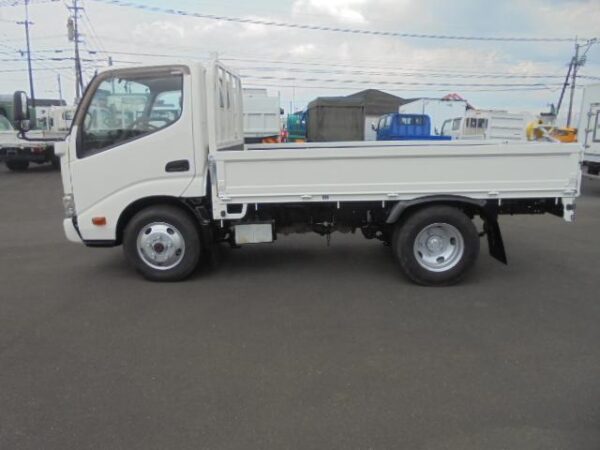 Ref:AUX-19353655 HINO DUTRO 2017 - Image 2