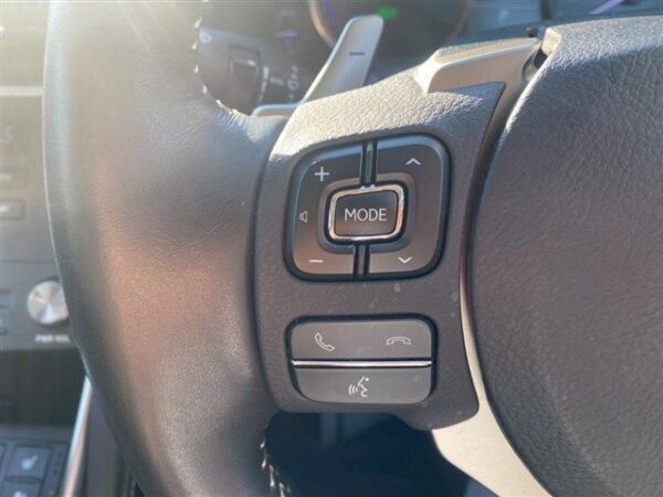Ref:AUX-19357377 LEXUS IS 2018 - Image 18