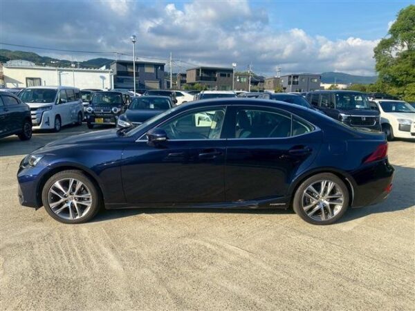 Ref:AUX-19357377 LEXUS IS 2018 - Image 6