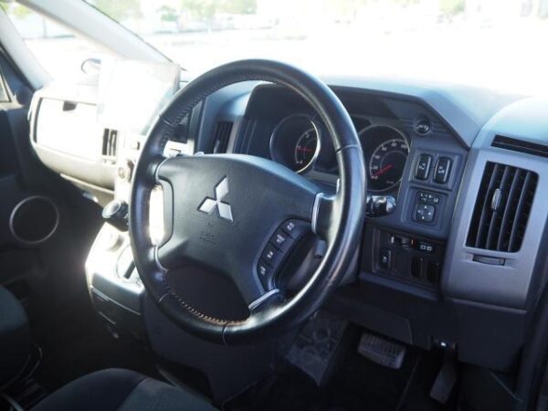 Ref:AUX-19364648 MITSUBISHI DELICA D:5 2013 - Image 7