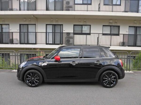 Ref:AUX-19368468 MINI MINI 2020 - Image 4