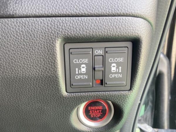 Ref:AUX-19381255 HONDA N-BOX CUSTOM 2022 - Image 17