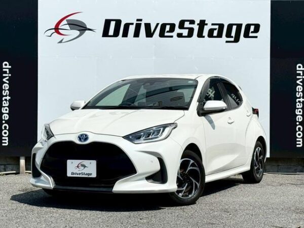 Ref:AUX-19383203 TOYOTA YARIS 2020