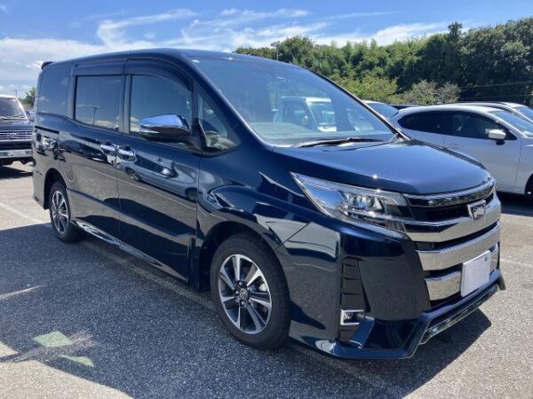 Ref:AUX-19383836 TOYOTA NOAH 2021