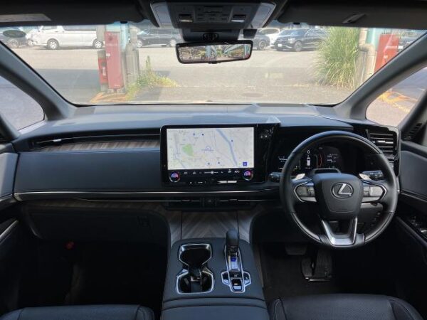 Ref:AUX-19384178 LEXUS LM 2024 - Image 3
