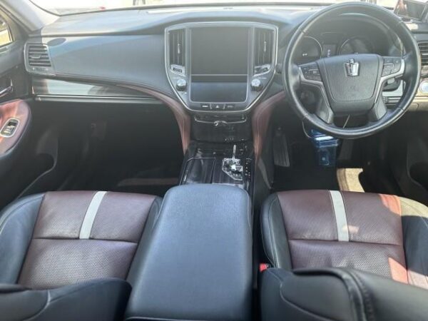 Ref:AUX-19387374 TOYOTA CROWN HYBRID 2014 - Image 8