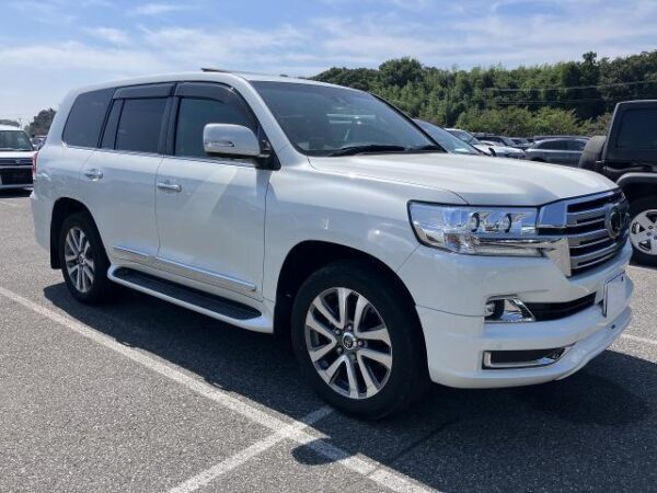 Ref:AUX-19387577 TOYOTA LAND CRUISER 2021