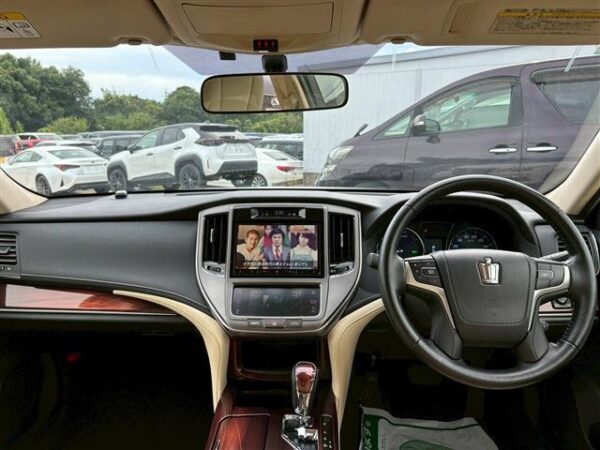 Ref:AUX-19387749 TOYOTA CROWN HYBRID 2014 - Image 2