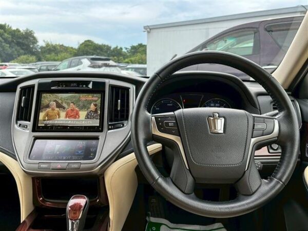 Ref:AUX-19387749 TOYOTA CROWN HYBRID 2014 - Image 14
