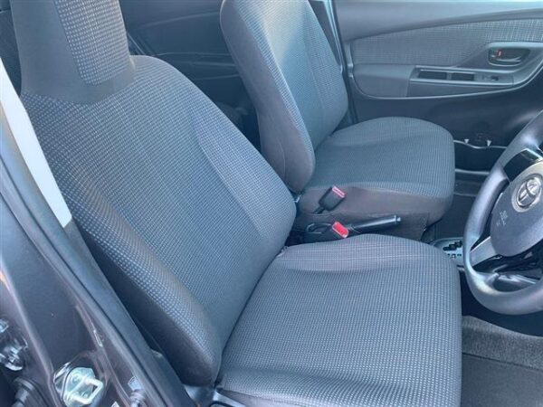 Ref:AUX-19387767 TOYOTA VITZ 2019 - Image 13