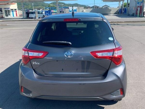 Ref:AUX-19387767 TOYOTA VITZ 2019 - Image 7