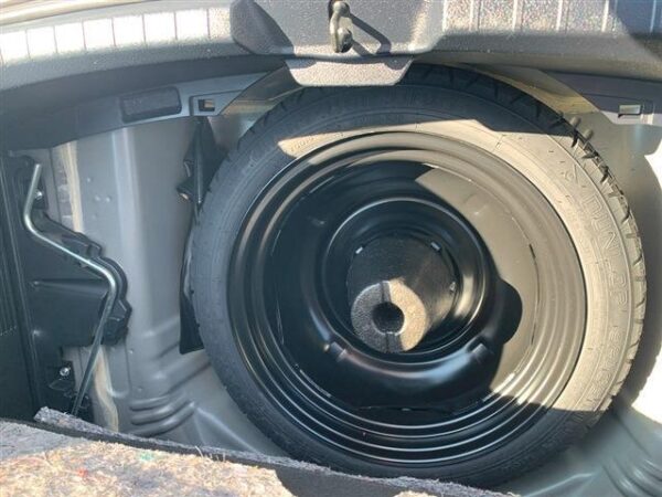 Ref:AUX-19387767 TOYOTA VITZ 2019 - Image 10