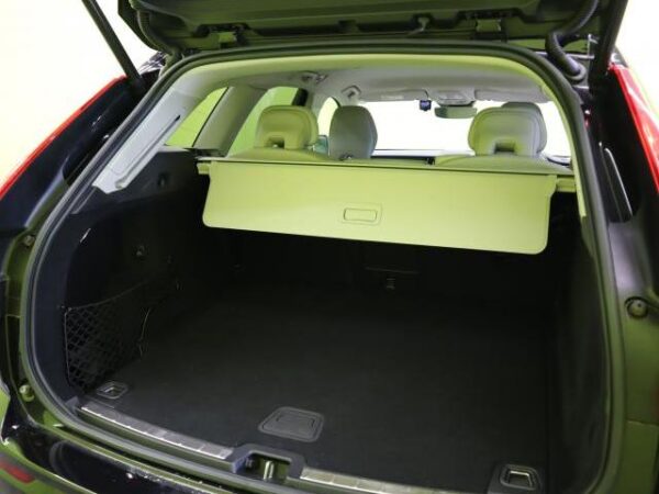 Ref:AUX-19394644 VOLVO XC60 2022 - Image 13