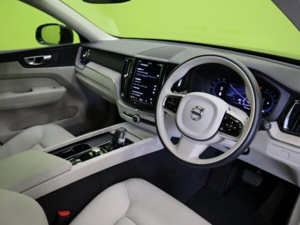 Ref:AUX-19394644 VOLVO XC60 2022 - Image 9