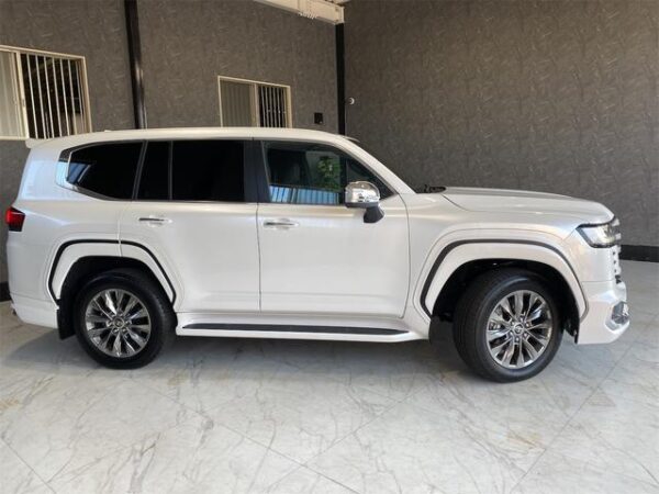 Ref:AUX-19394686 TOYOTA LAND CRUISER 2024 - Image 4