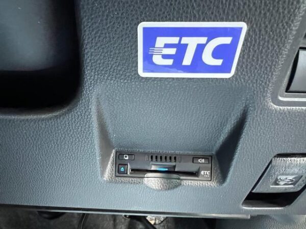 Ref:AUX-19394704 TOYOTA YARIS 2020 - Image 6