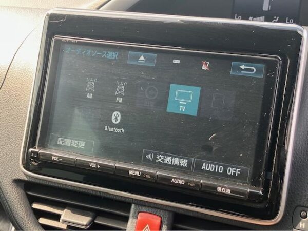 Ref:AUX-19394713 TOYOTA VOXY 2018 - Image 3