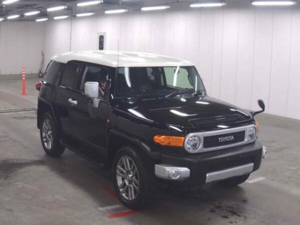 Ref:AUX-19399401 TOYOTA FJ CRUISER 2017