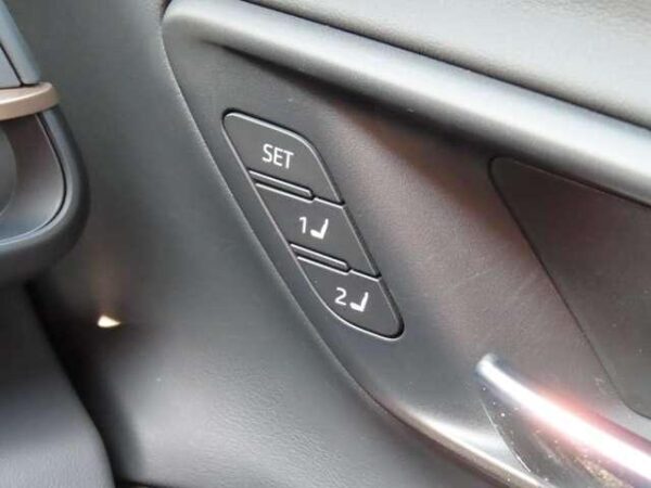 Ref:AUX-19400849 TOYOTA CROWN CROSSOVER 2022 - Image 11