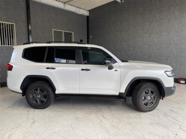 Ref:AUX-19410455 TOYOTA LAND CRUISER 2022 - Image 4