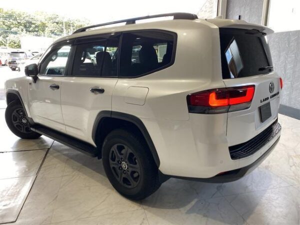 Ref:AUX-19410455 TOYOTA LAND CRUISER 2022 - Image 9