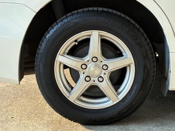 Ref:AUX-19410490 TOYOTA VOXY 2017 - Image 14
