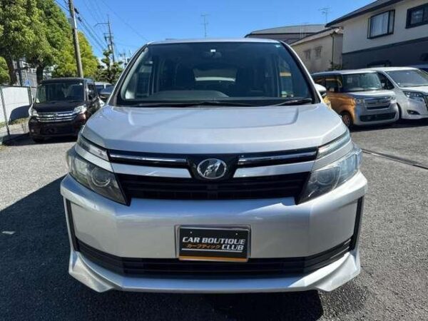 Ref:AUX-19410958 TOYOTA VOXY 2017 - Image 2