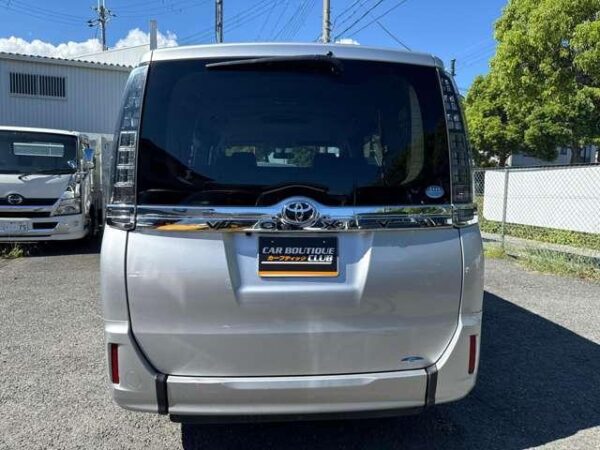 Ref:AUX-19410958 TOYOTA VOXY 2017 - Image 6