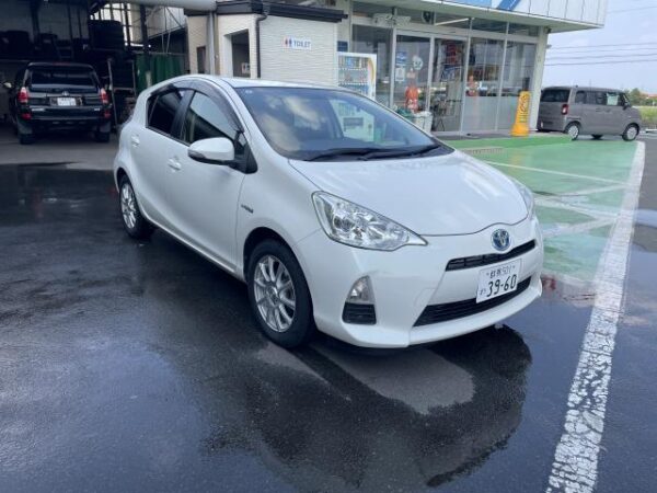 Ref:AUX-19415242 TOYOTA AQUA 2014 - Image 11
