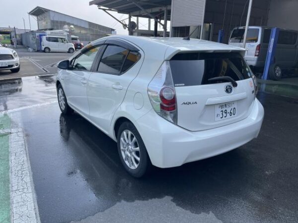 Ref:AUX-19415242 TOYOTA AQUA 2014 - Image 13