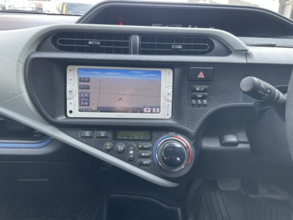 Ref:AUX-19415242 TOYOTA AQUA 2014 - Image 5