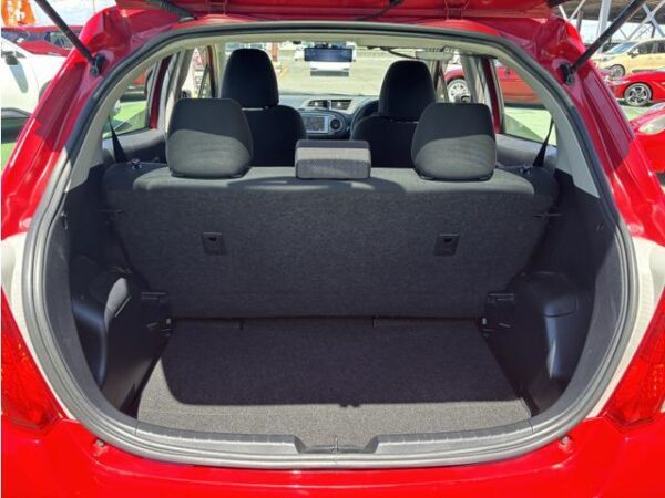 Ref:AUX-19415734 TOYOTA VITZ 2014 - Image 16