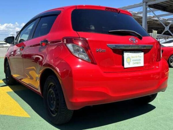 Ref:AUX-19415734 TOYOTA VITZ 2014 - Image 4